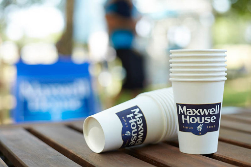 La RFE met en place une opération de Trip Marketing pour Maxwell en offrant des cafés sur les aires d'autoroutes Vinci