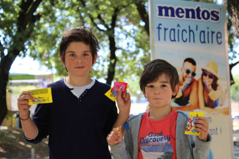 La RFE met en place une opération de Trip Marketing pour Mentos en faisant de l'échantillonnage sur les aires d'autoroutes Vinci